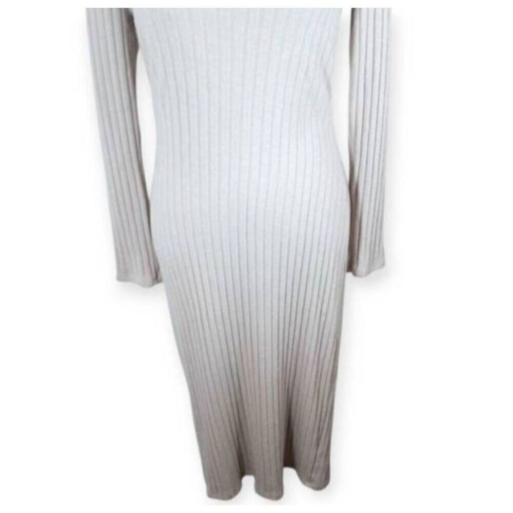 CHARLOTTE RUSSE CREAM BODYCON TURTLENECK CUTOUT DRESS SZ.L EUC. - Picture 4 of 8